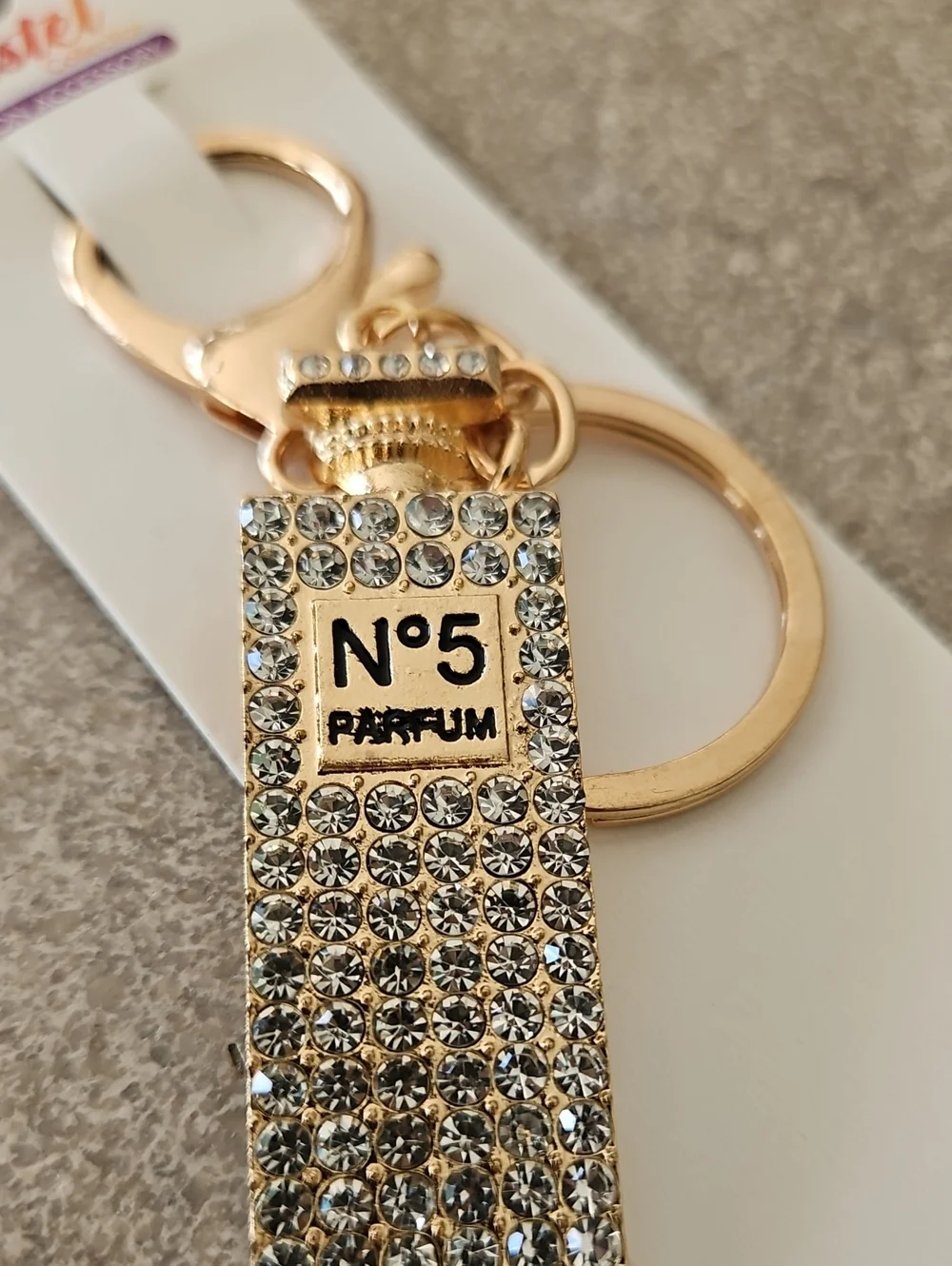 Fashion Gold Crystal N°5 Parfum Keychain Charm - Picture 4 of 4